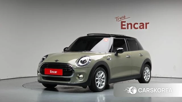 Mini Cooper 2019 Песочный из Кореи