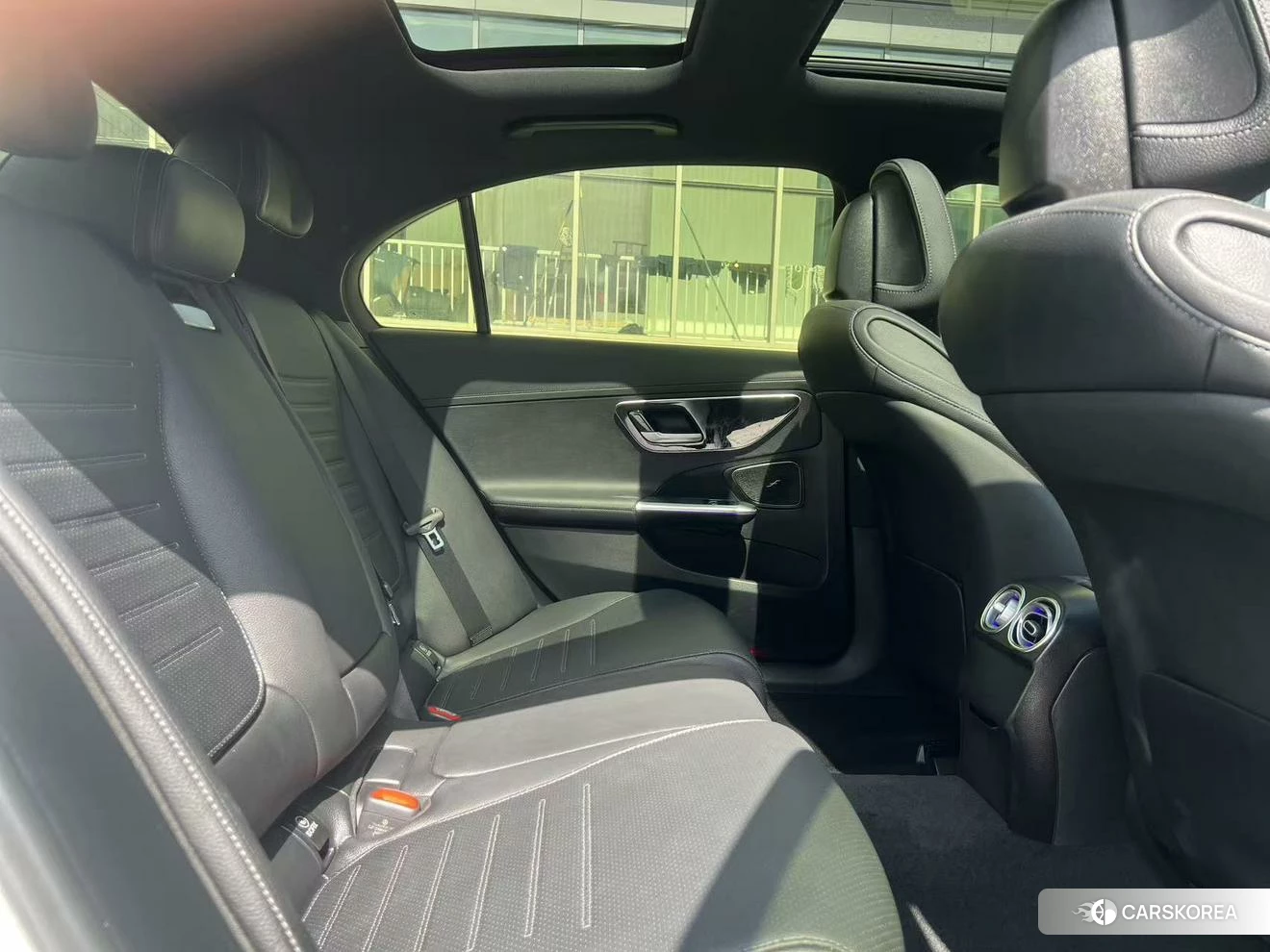 Mercedes-Benz C-class 2024 Белый из Китая