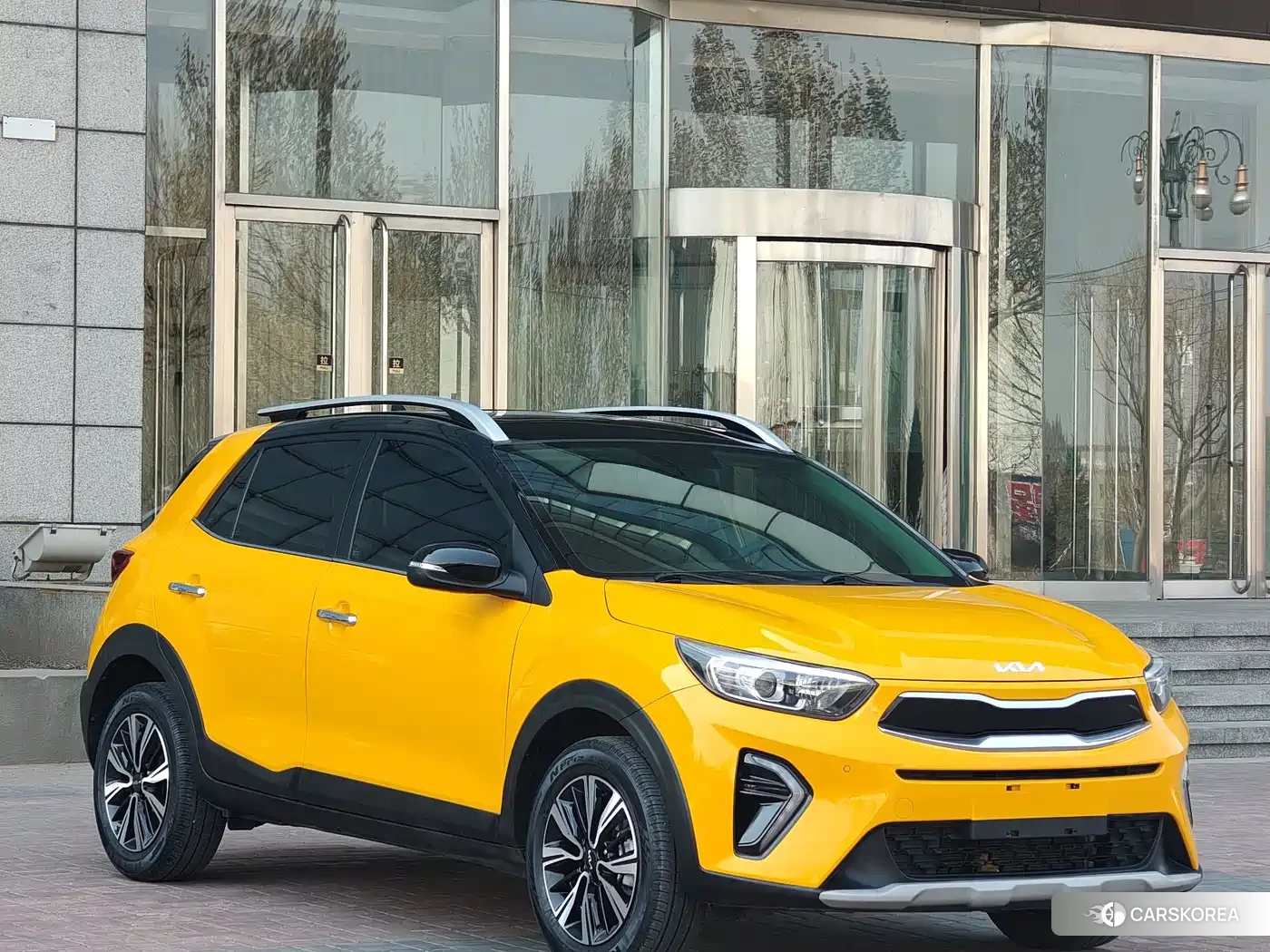 Kia KX1 2024 Yellow/orange из Китая
