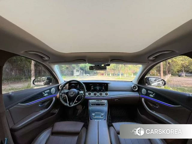 Mercedes-Benz E-Class 2022 Черный из Китая