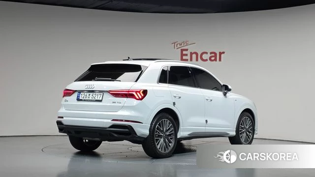 Audi Q3 (F3) 2023 Белый из Кореи