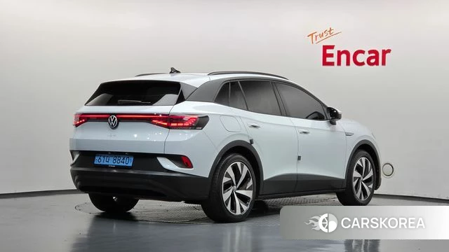 Volkswagen ID.4 2023 Белый из Кореи