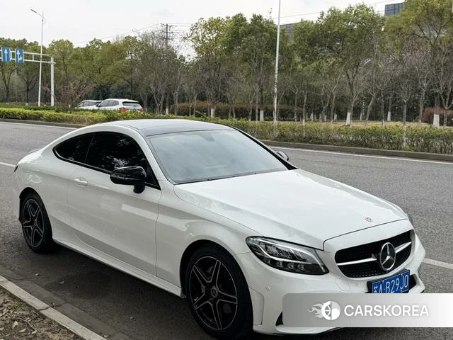Mercedes-Benz C-class 2023 Белый из Китая