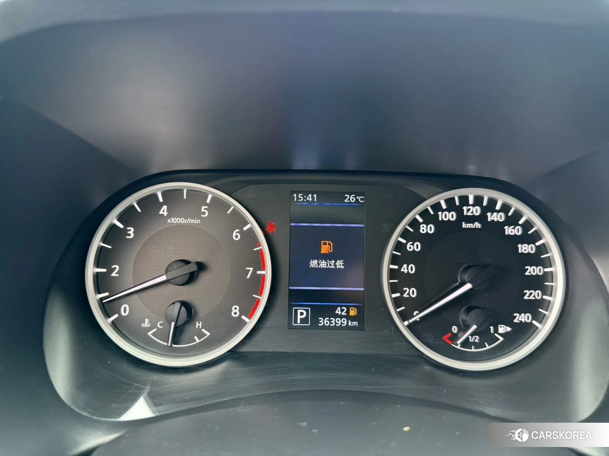 Nissan Sylphy 2021 Темно-серый из Китая