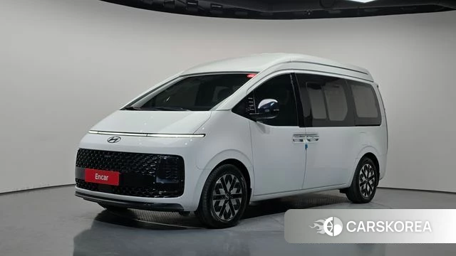 Hyundai Staria 2023 Белый из Кореи