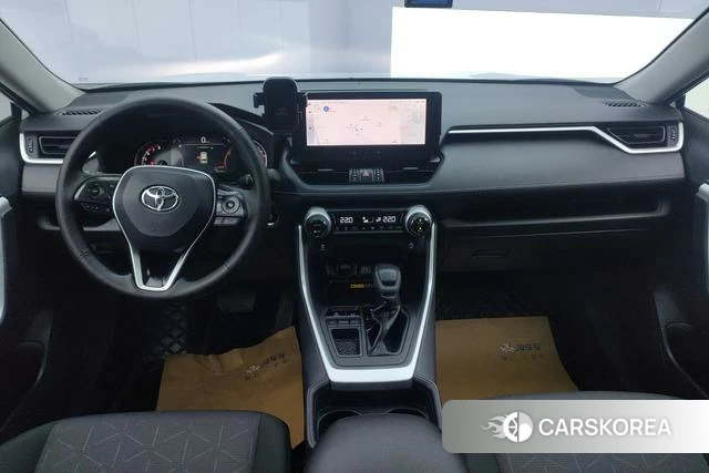 Toyota RAV4 2024 Белый из Китая