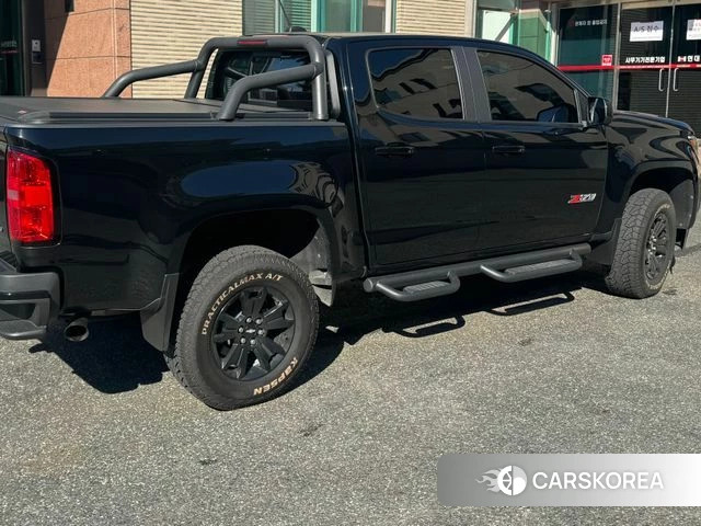 Chevrolet (GM Daewoo) Real New Colorado 2020 Черный из Кореи