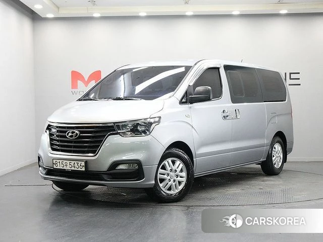 Hyundai The New Grand Starex 2018 Серебристо-серый из Кореи