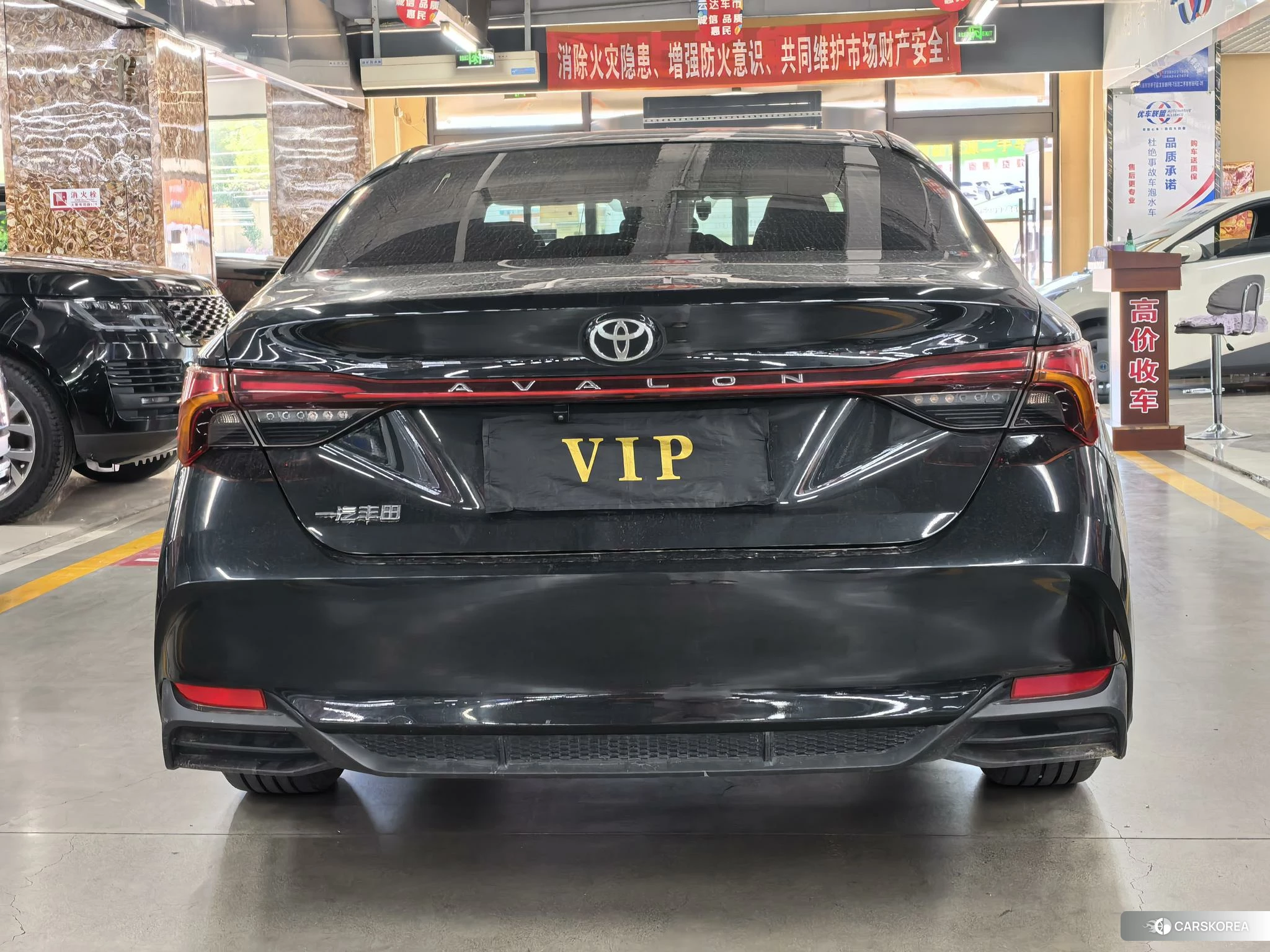 Toyota Avalon 2024 Черный из Китая