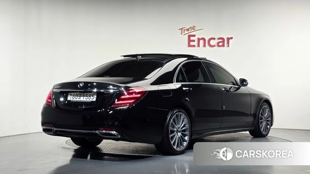 Mercedes-Benz S-Class W222 2020 Черный из Кореи
