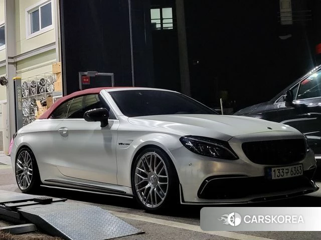 Mercedes-Benz C-Class W205 2018 Белый из Кореи