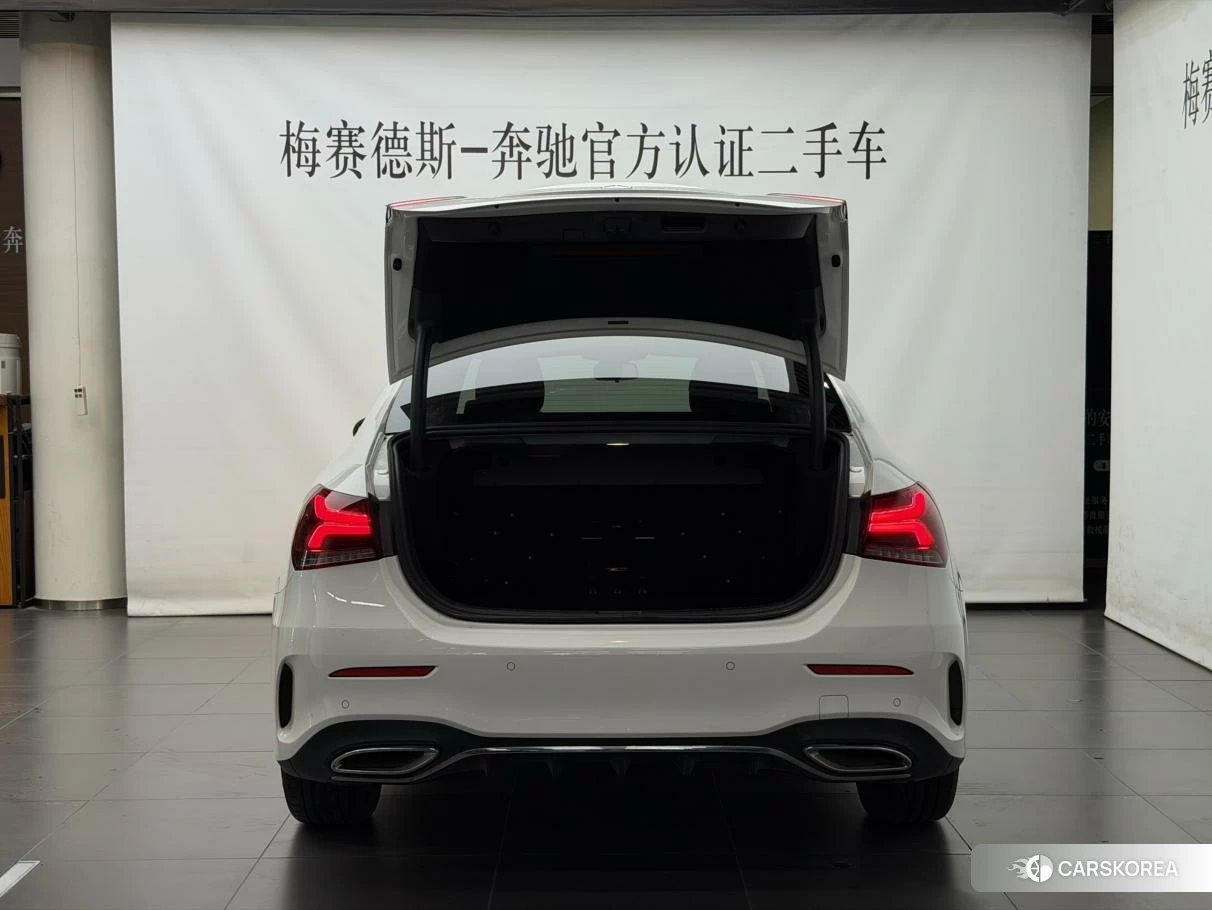 Mercedes-Benz A-Class 2021 Белый из Китая