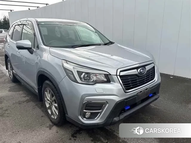 Subaru Forester 2019 из Японии
