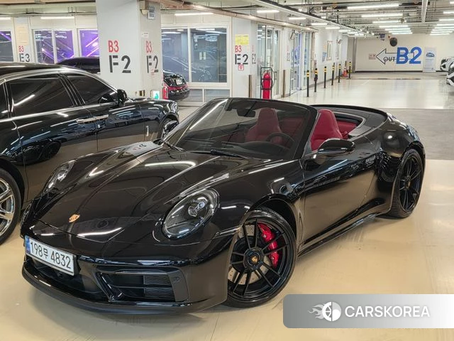Porsche 911(992) 2023 Черный из Кореи