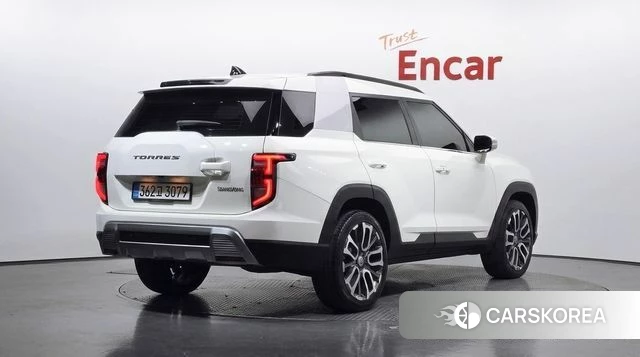 Ssangyong Torres 2023 Белый из Кореи
