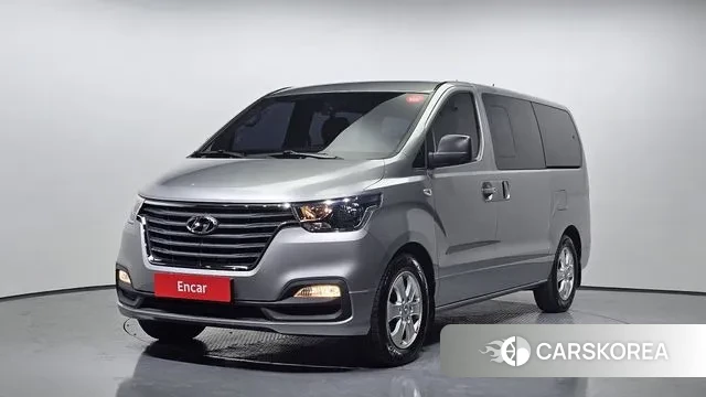 Hyundai The New Grand Starex 2018 Серый из Кореи