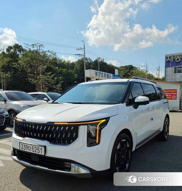 Kia The New Carnival 4th Generation 2024 Белый из Кореи