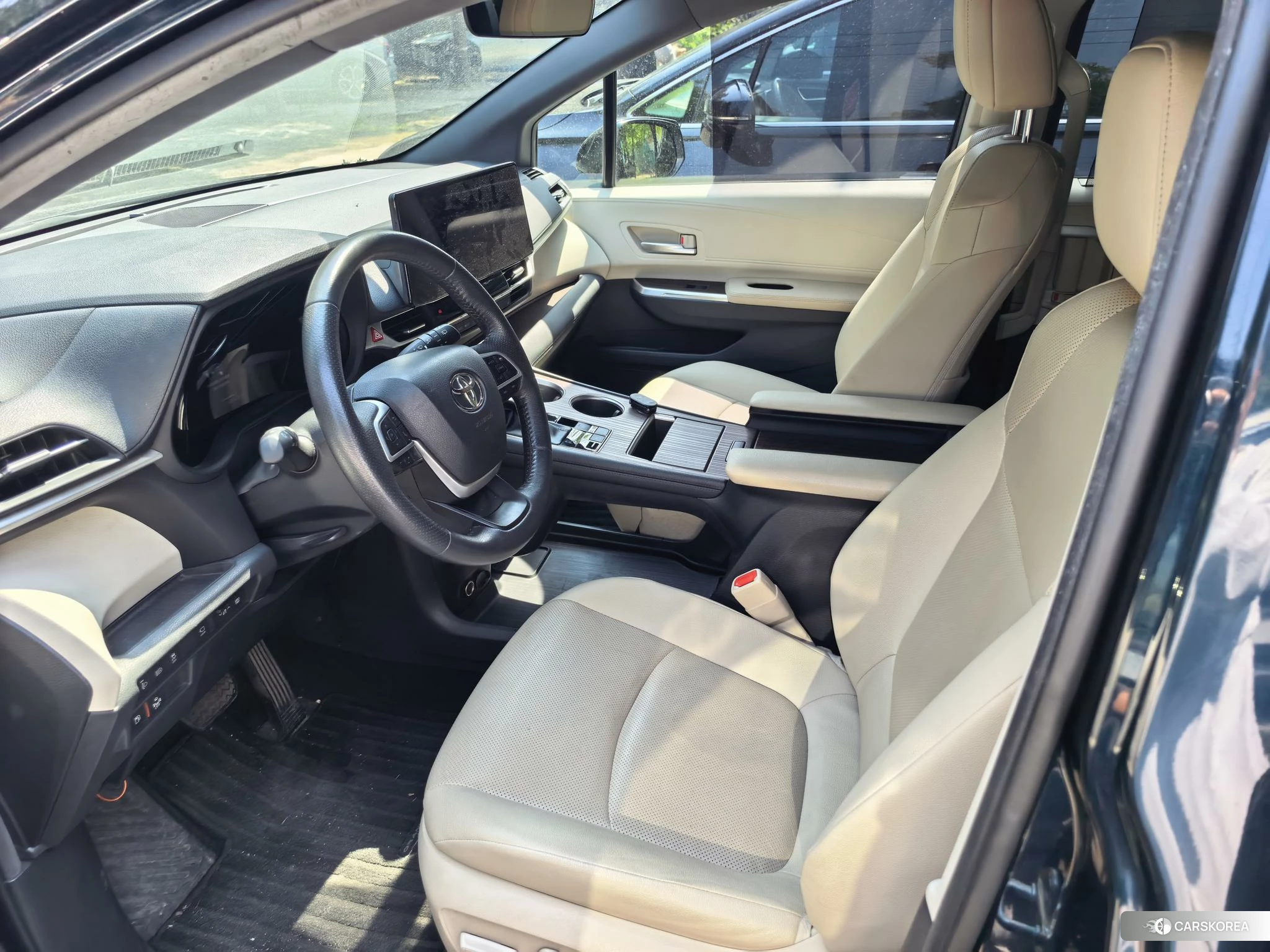 Toyota Granvia 2022 Синий из Китая