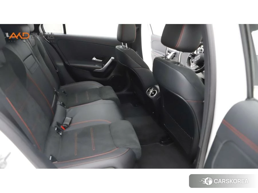 Mercedes-Benz A-Class 2023 Белый из Китая