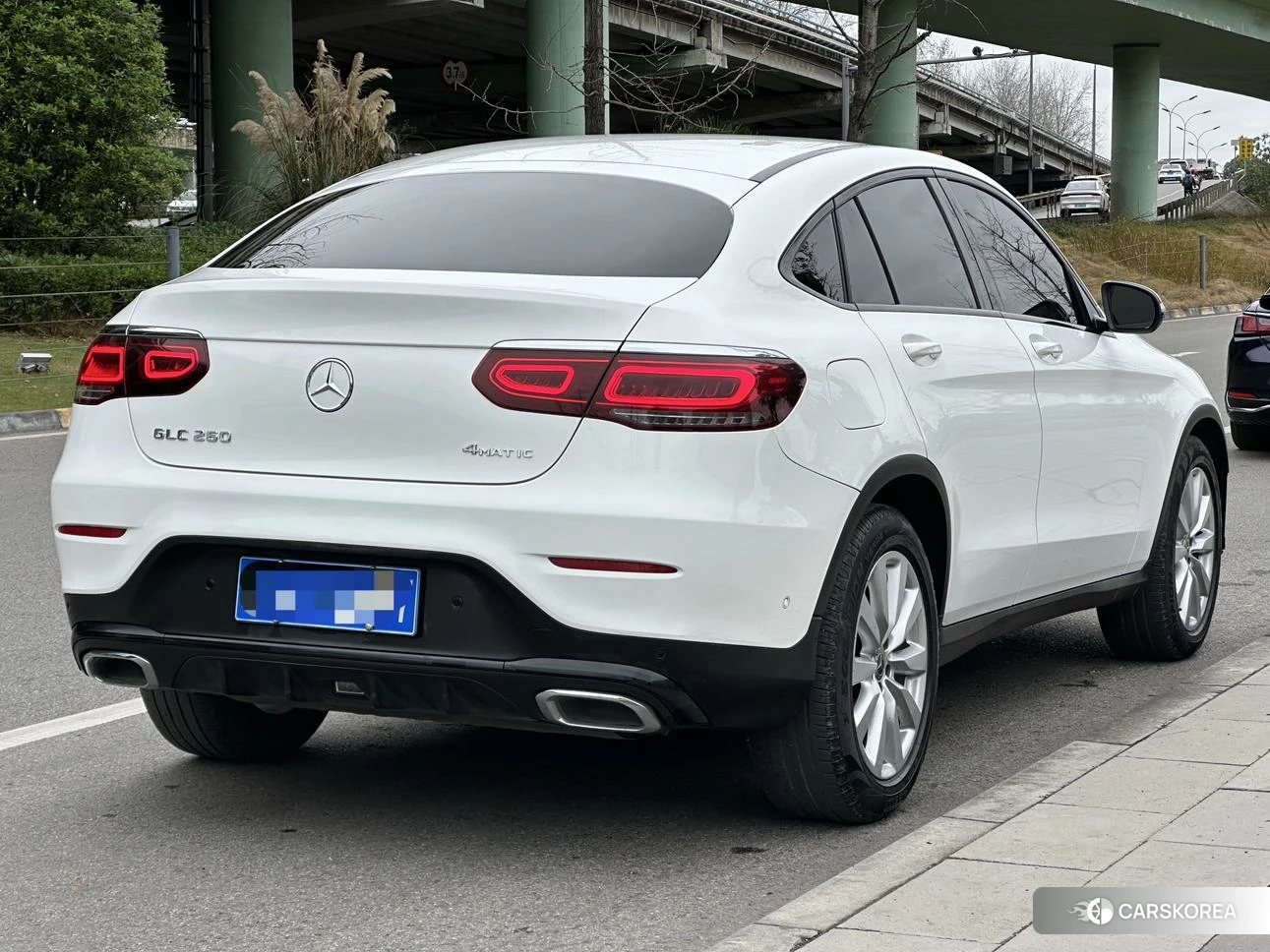 Mercedes-Benz GLC 2019 Белый из Китая