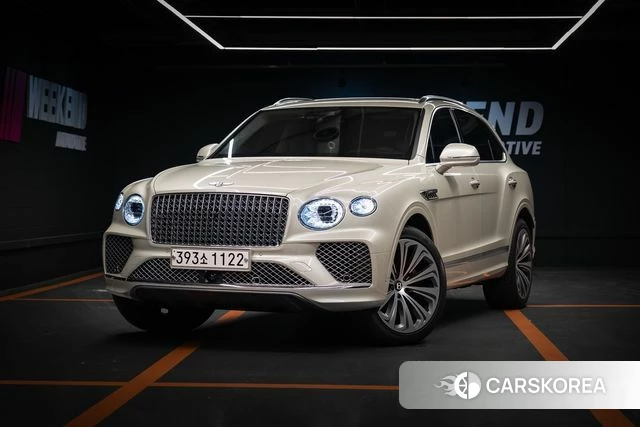 Bentley Bentayga 2025 Жемчужный цвет из Кореи