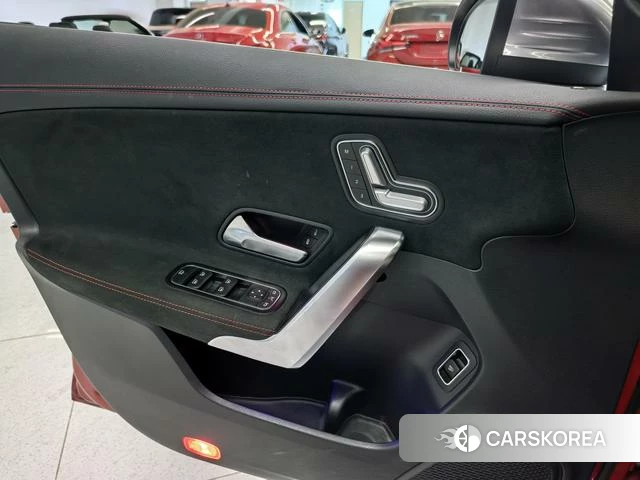 Mercedes-Benz CLA 2022 Серебристо-серый из Китая