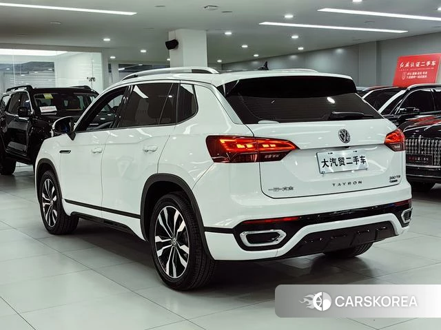 Volkswagen Tayron 2021 Белый из Китая