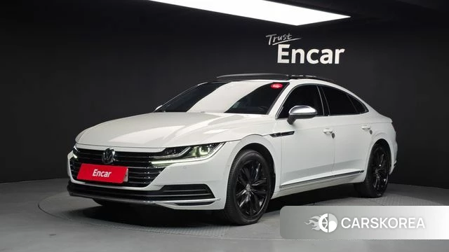 Volkswagen Arteon 2018 Белый из Кореи