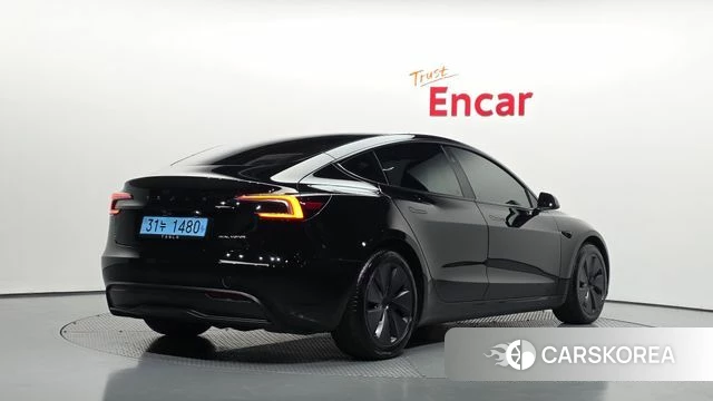 Tesla Model 3 2025 Черный из Кореи