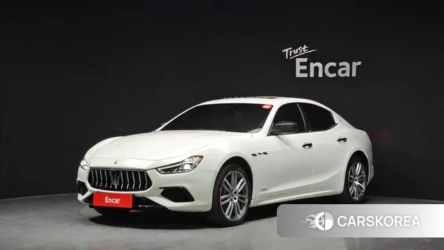 Maserati Ghibli 2019 Белый из Кореи