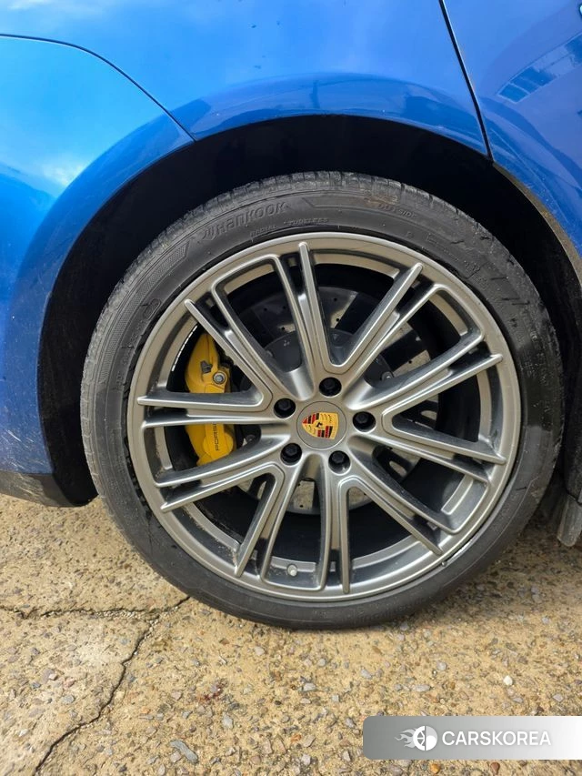 Porsche Panamera (971) id 4937588 из Кореи