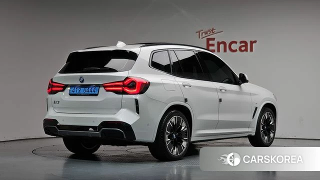 BMW iX3 2024 Белый из Кореи