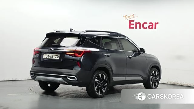 Kia Seltos 2020 Серый из Кореи