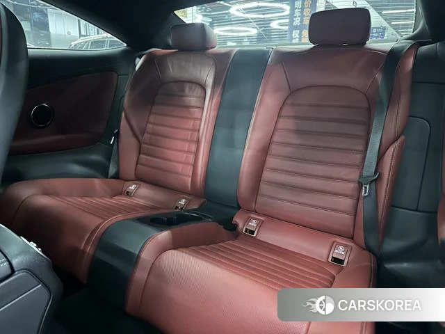 Mercedes-Benz C-class 2021 Белый из Китая