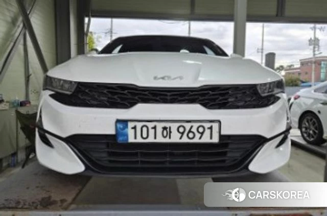Kia K5 3rd generation 2022 Белый из Кореи