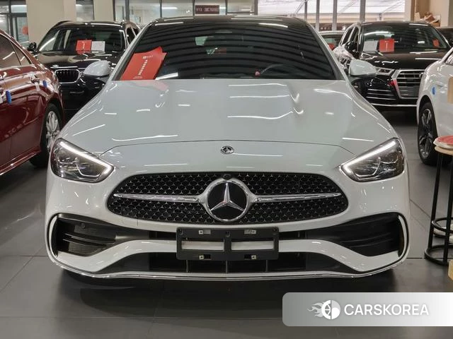 Mercedes-Benz C-class 2024 Белый из Китая