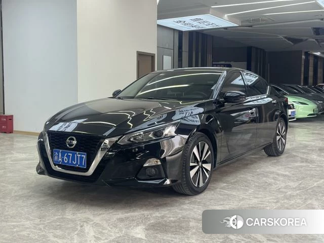 Nissan Altima 2021 Черный из Китая
