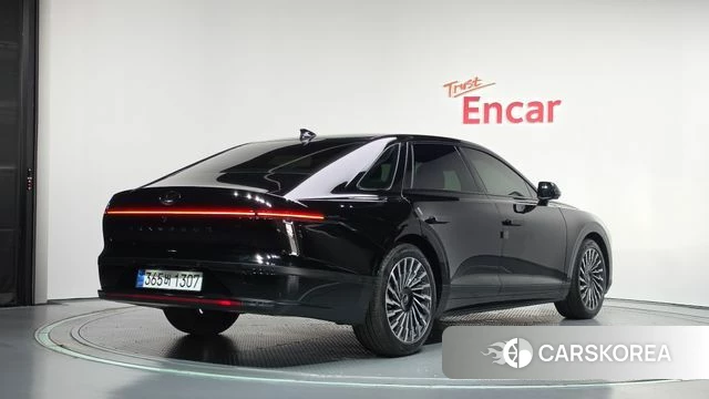 Hyundai Grandeur (GN7) 2025 Белый из Кореи