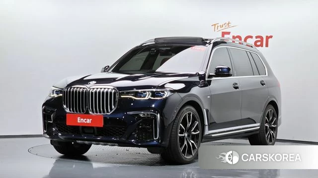 BMW X7 (G07) 2021 Черный из Кореи