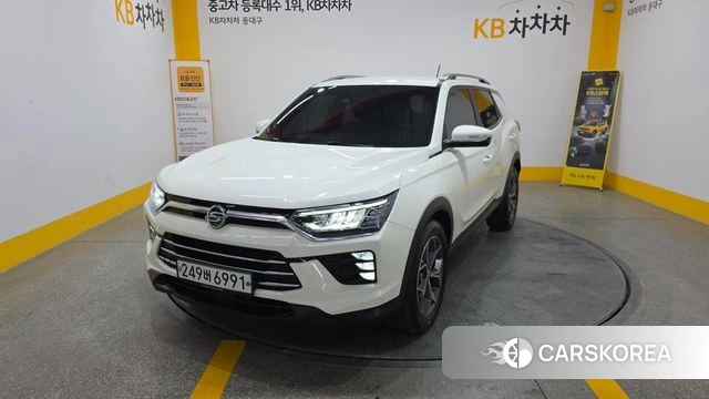 Ssangyong Beautiful Korando 2019 Белый из Кореи