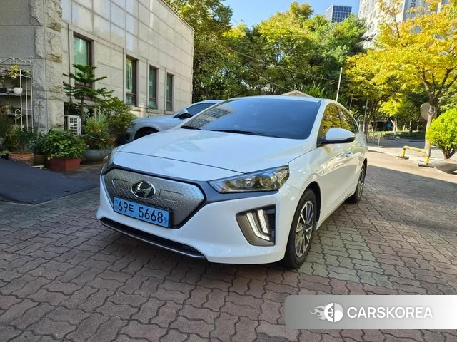 Hyundai The New Ionic Electric 2019 Белый из Кореи