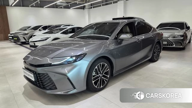 Toyota Camry (XV80) 2025 Серый из Кореи