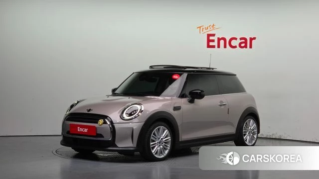 Mini Cooper 2023 Песочный из Кореи