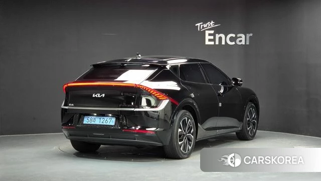 Kia EV6 2023 Черный из Кореи
