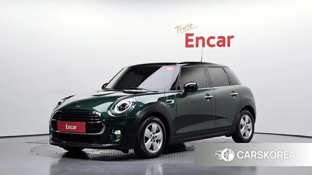 Mini Cooper 2018 Темно-зеленый из Кореи