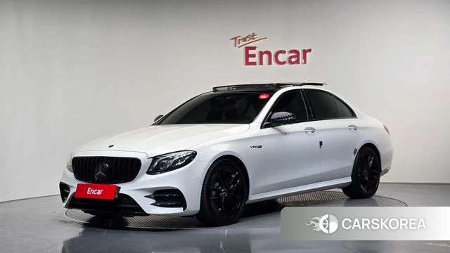 Mercedes-Benz E-Class W213 2019 Белый из Кореи