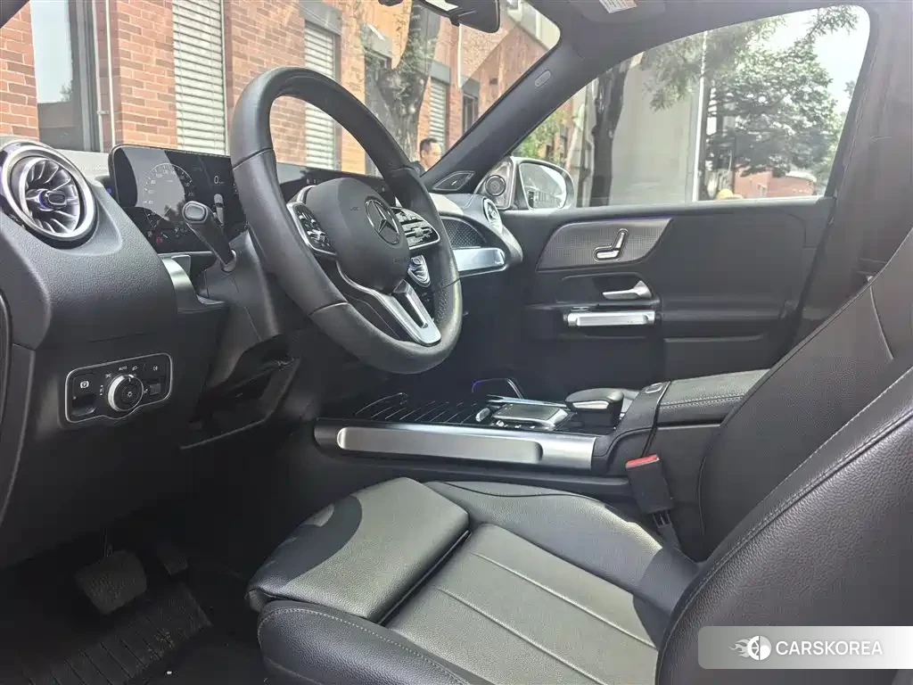 Mercedes-Benz GLB 2022 Черный из Китая
