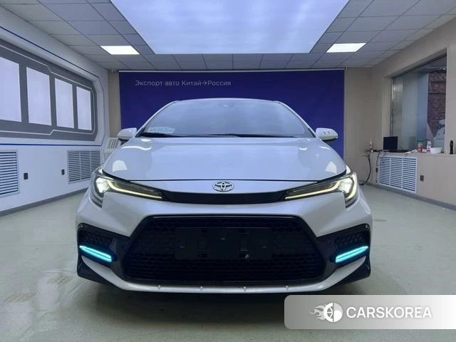 Toyota Levin 2021 Белый из Китая