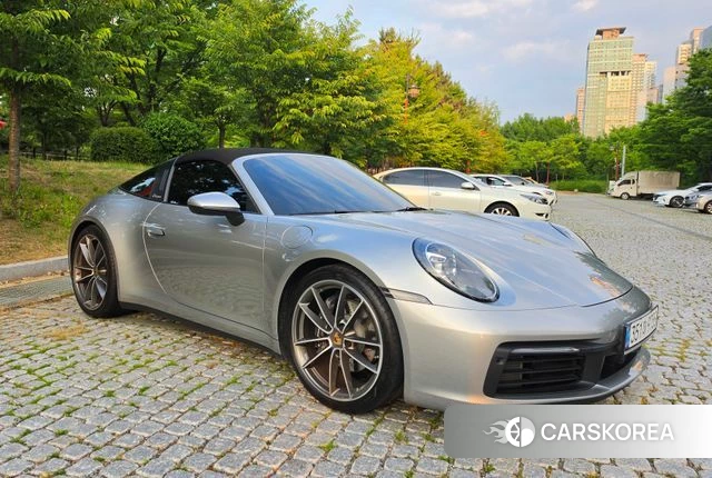 Porsche 911(992) 2024 Серебряный из Кореи