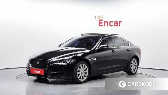 Jaguar XE 2018 Черный из Кореи